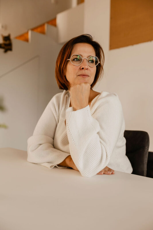 De Katsulent, Sonja Das